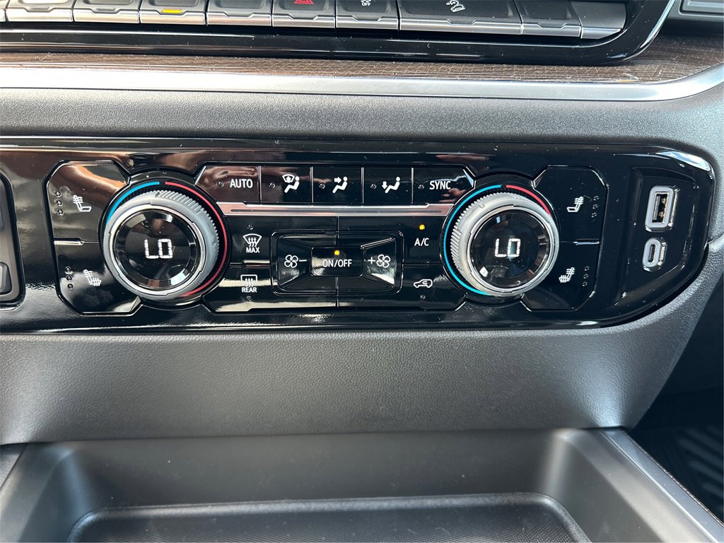 2025 Chevrolet Silverado 3500 HD LT - Photo 31
