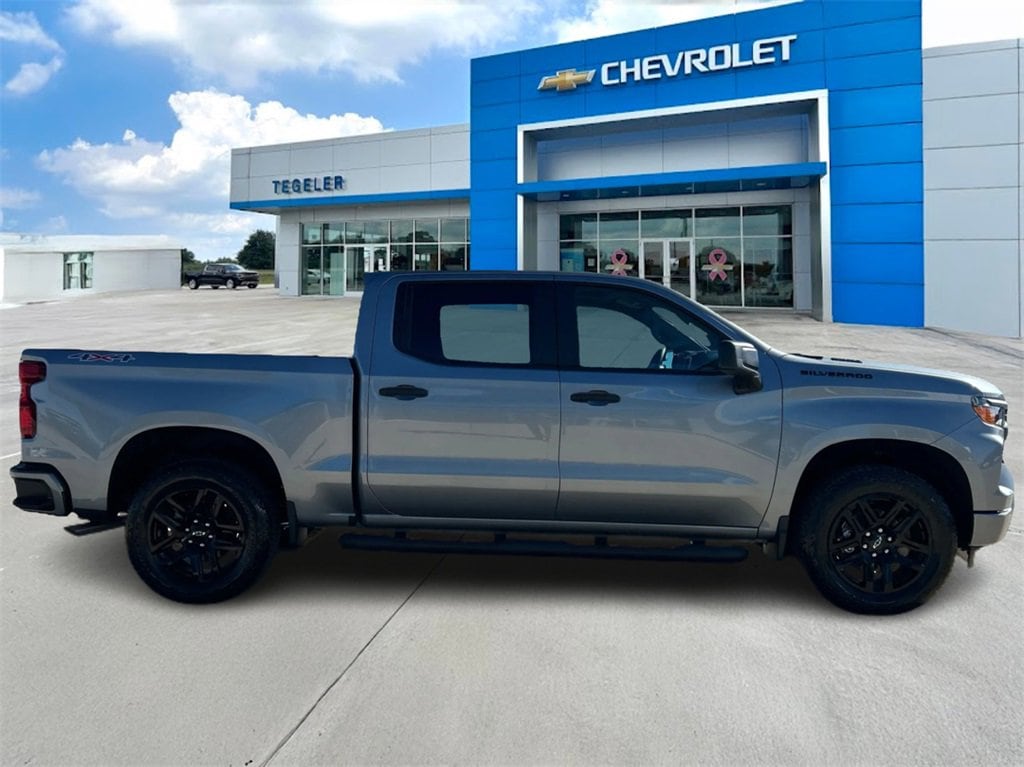 New 2026 Chevrolet Silverado 1500 Custom Truck