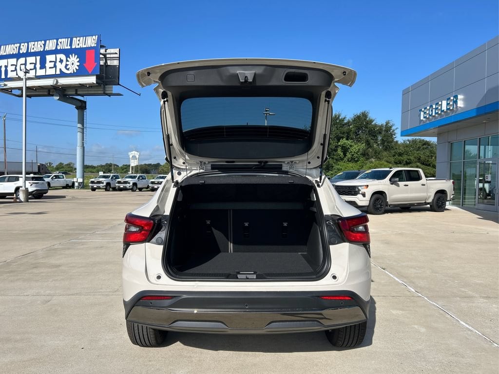2026 Chevrolet Trax Activ - Photo 12