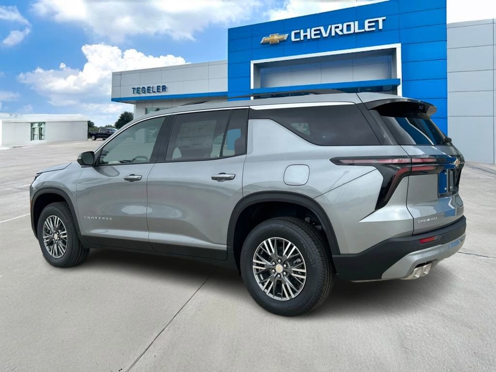 2026 Chevrolet Traverse LT - Photo 7