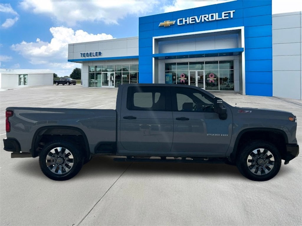 Used 2024 Chevrolet Silverado 2500 HD Custom Truck