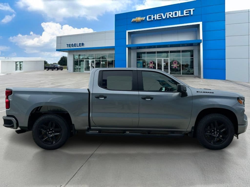 New 2026 Chevrolet Silverado 1500 Custom Truck