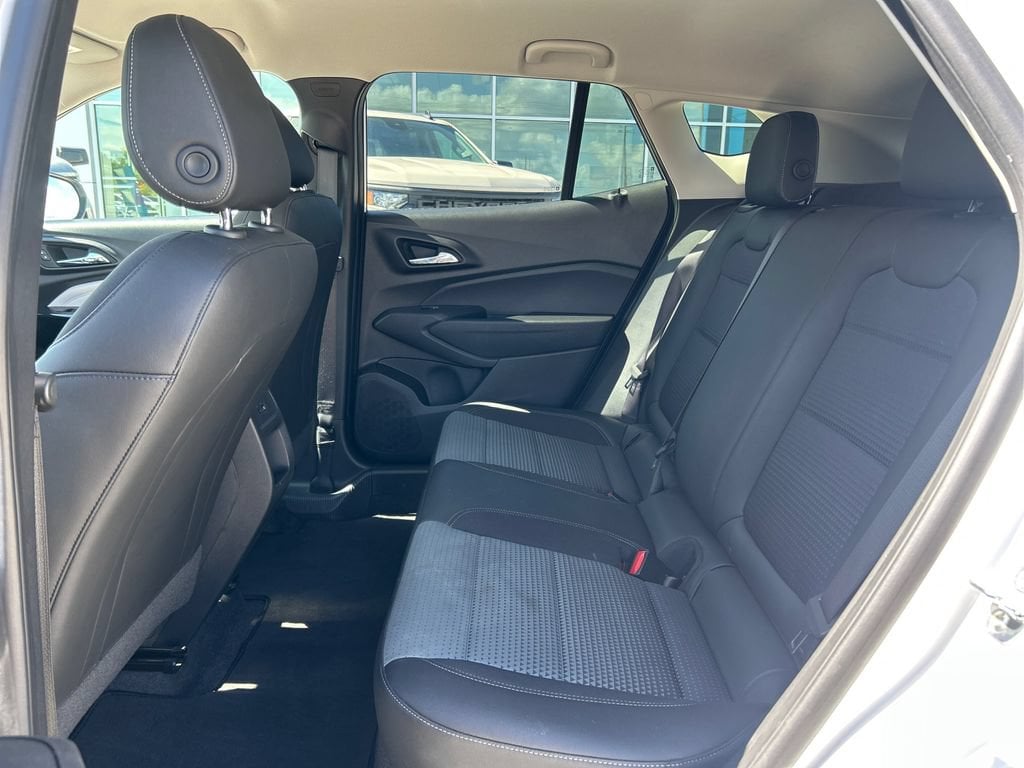 2025 Chevrolet Trax LT - Photo 10