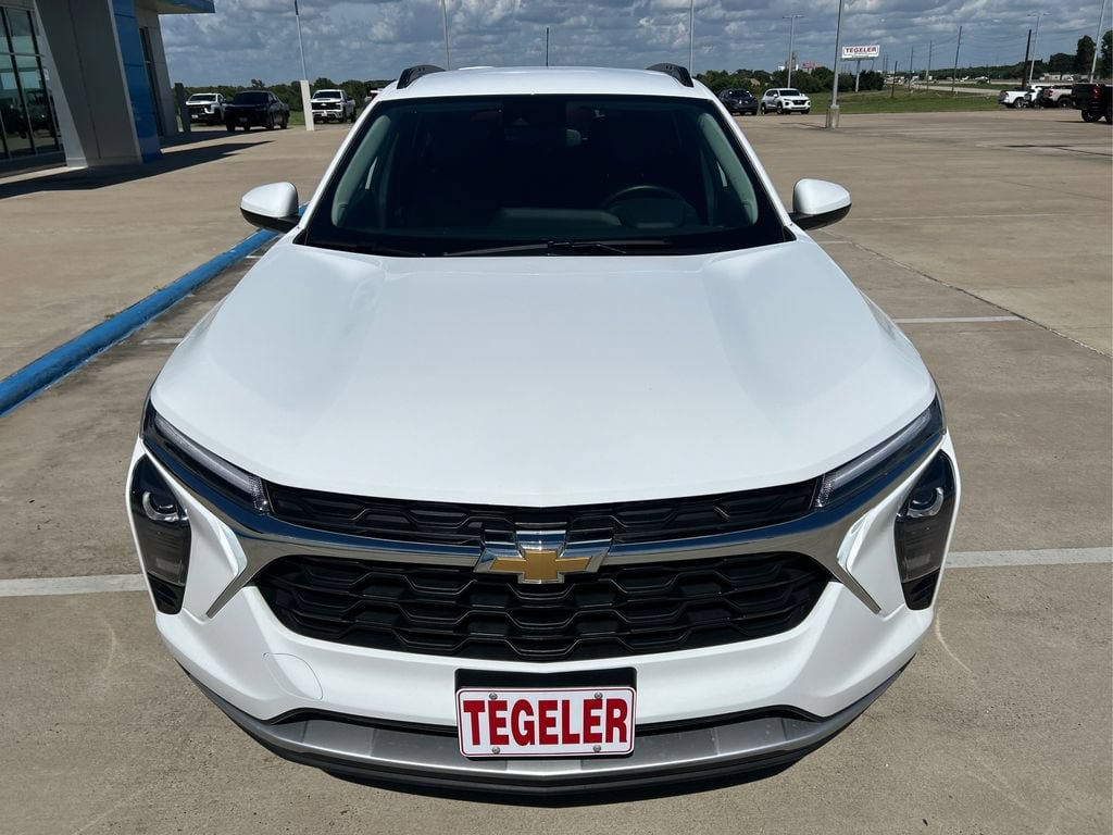 2025 Chevrolet Trax LT - Photo 21