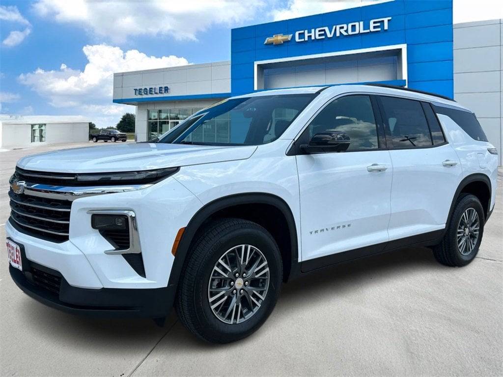 New 2026 Chevrolet Traverse LT SUV