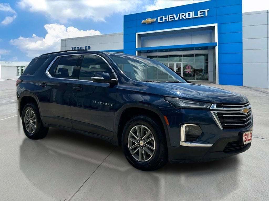 Used 2022 Chevrolet Traverse LT Cloth SUV