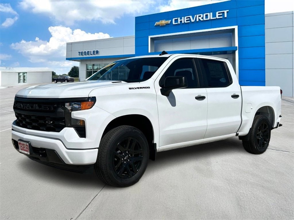 New 2026 Chevrolet Silverado 1500 Custom Truck