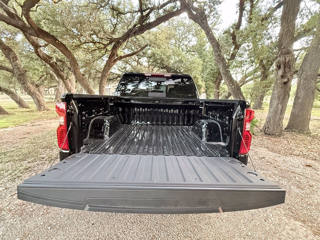 2026 Chevrolet Silverado 1500 LT - Photo 9