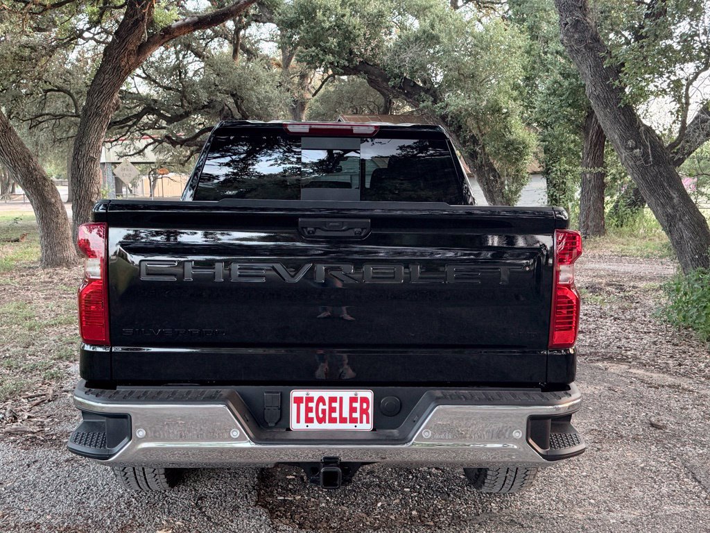 2026 Chevrolet Silverado 1500 LT - Photo 6