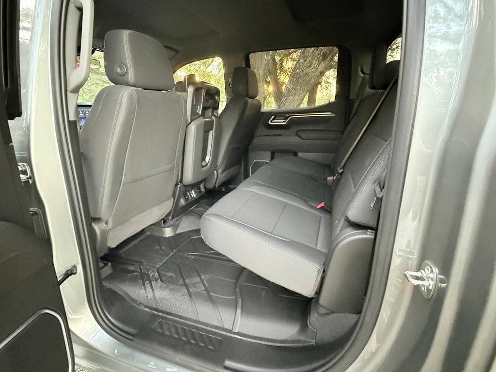 2026 Chevrolet Silverado 1500 LT - Photo 11