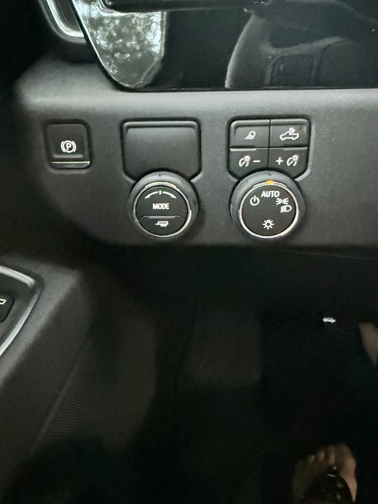 2026 Chevrolet Silverado 1500 LT - Photo 18