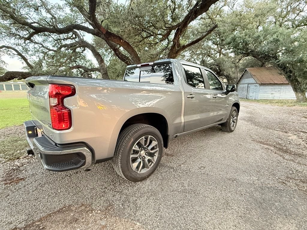 2026 Chevrolet Silverado 1500 LT - Photo 7