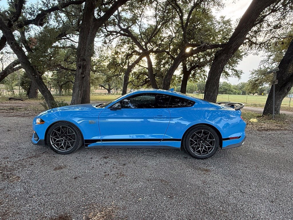 2022 Ford Mustang Mach 1