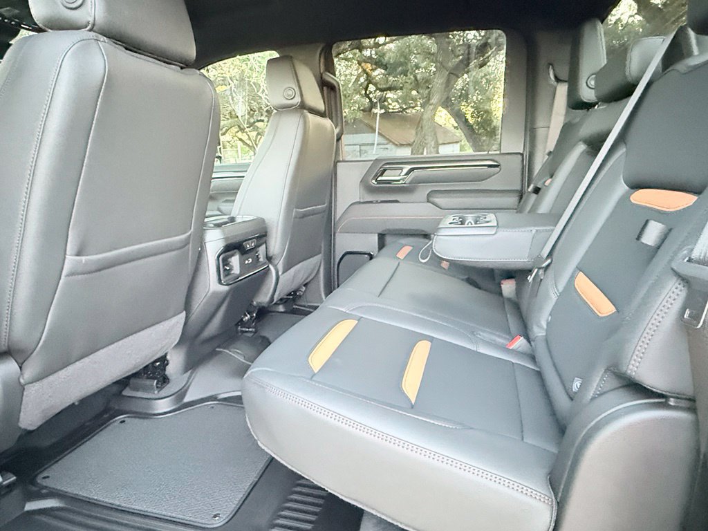 2026 GMC Sierra 2500HD AT4 - Photo 13