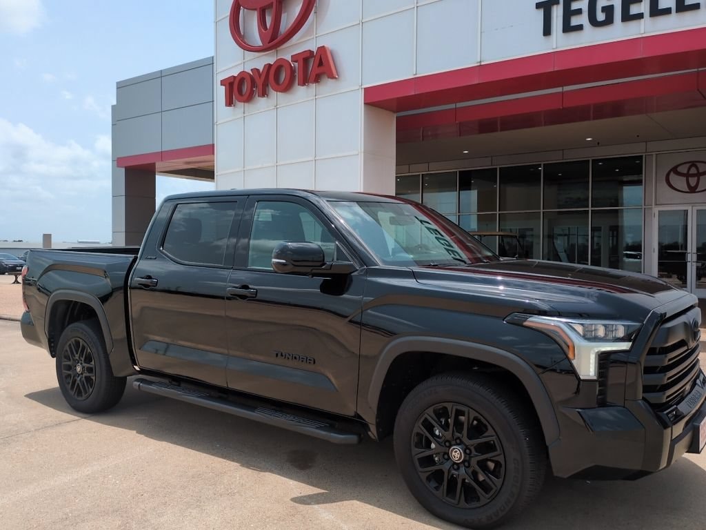 Used 2025 Toyota Tundra 4WD SR5