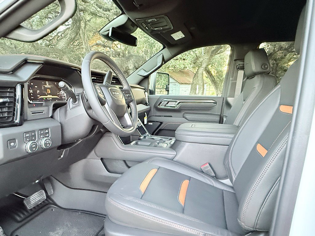 2026 GMC Sierra 2500HD AT4 - Photo 12