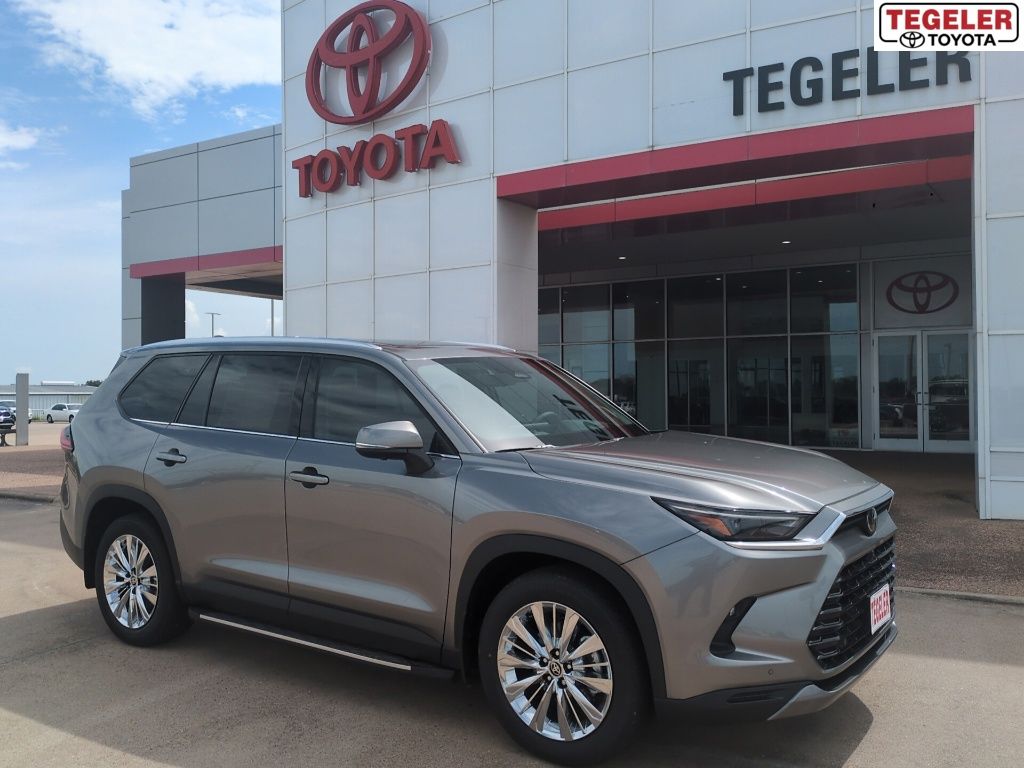 2026 Toyota Grand Highlander SUV 