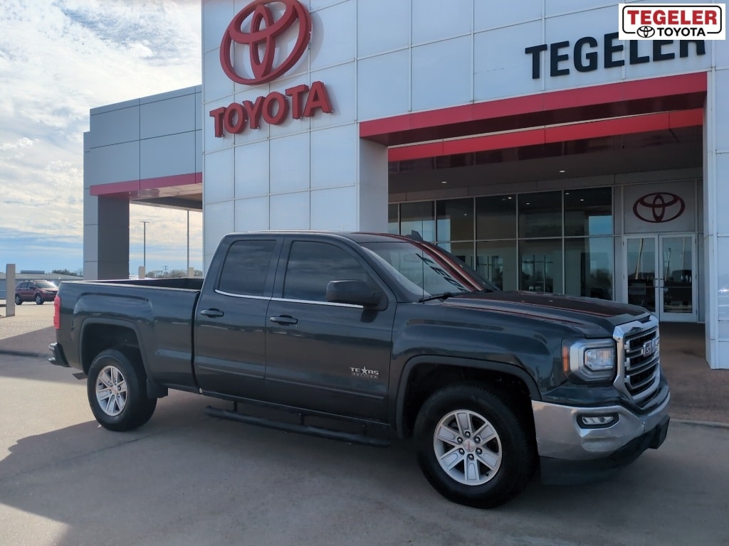 2018 GMC Sierra 1500 SLE's photo