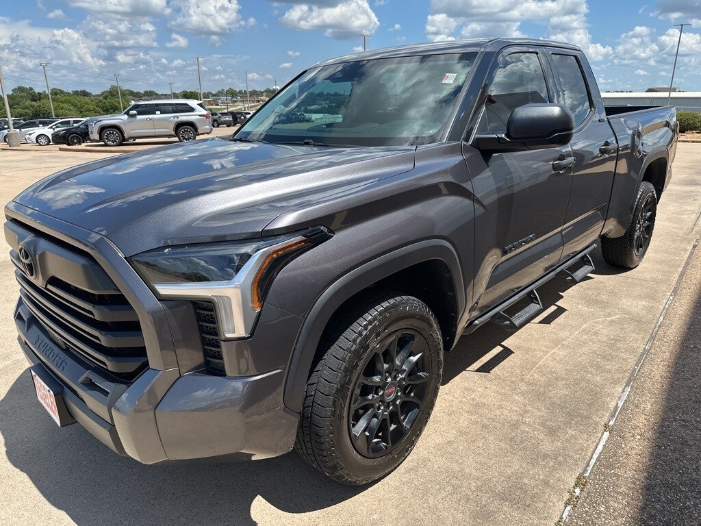 2022 Toyota Tundra SR5 photo 2