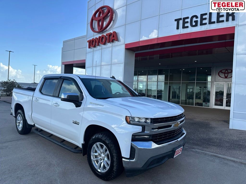 Pre-Owned 2020 Chevrolet Silverado 1500 LT