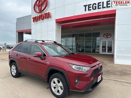 2021 Toyota RAV4 Hybrid XLE SUV
