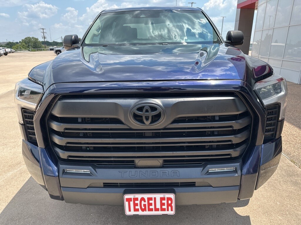 2022 Toyota Tundra SR5 photo 2