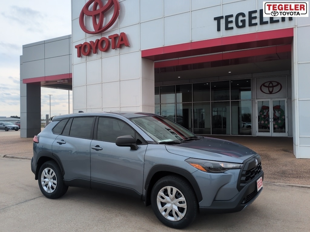 2026 Toyota Corolla Cross L's photo