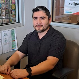 Staff member Jorge Garcia from ID_30689af84421