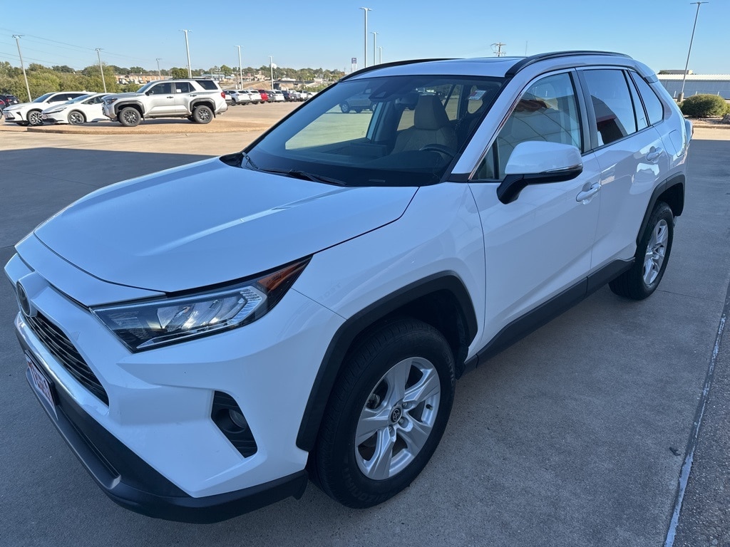 Used 2021 Toyota RAV4 XLE SUV