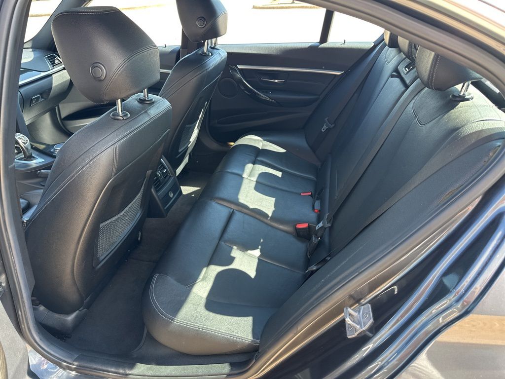 2018 BMW 3 Series 330i - Photo 15