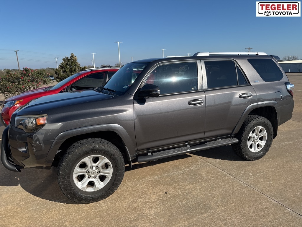 2015 Toyota 4Runner SR5 Premium's photo