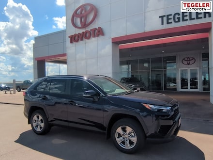 2025 Toyota RAV4 XLE SUV FWD