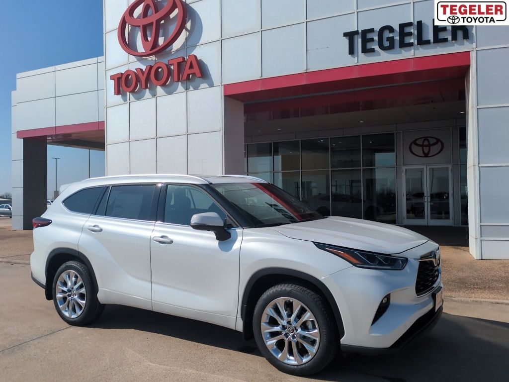 2026 Toyota Highlander Limited AWD