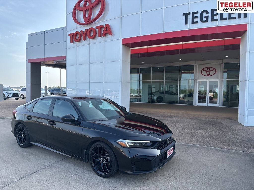 2025 Honda Civic Sport CVT's photo