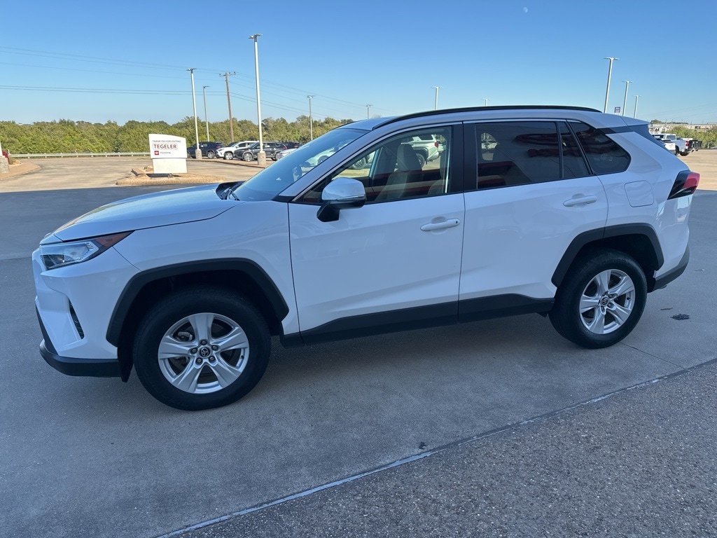 Used 2021 Toyota RAV4 XLE SUV