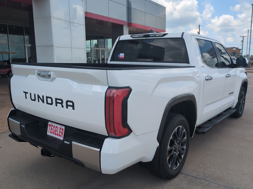 2026 Toyota Tundra Limited - Photo 7