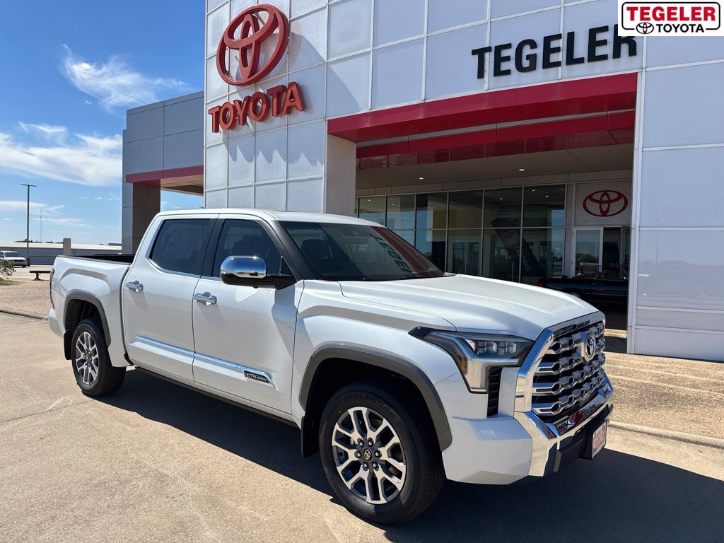 2026 Toyota Tundra Truck CrewMax 