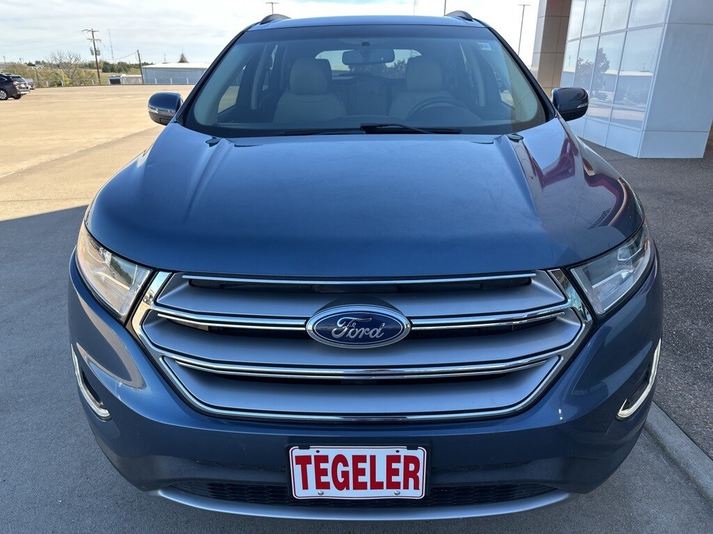 2018 Ford Edge SEL photo 2