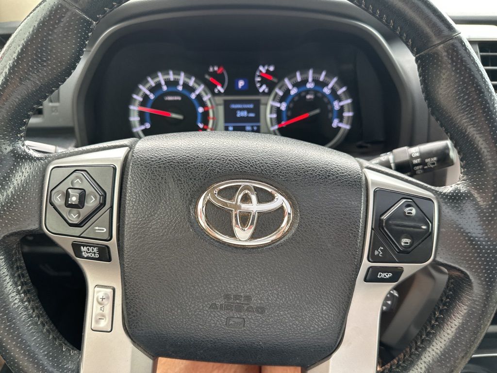2017 Toyota 4Runner Limited - Photo 12