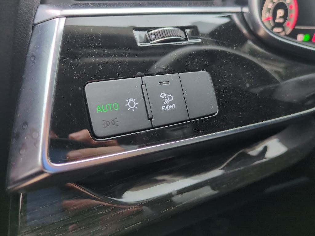 2022 Audi Q7 Premium Plus - Photo 13