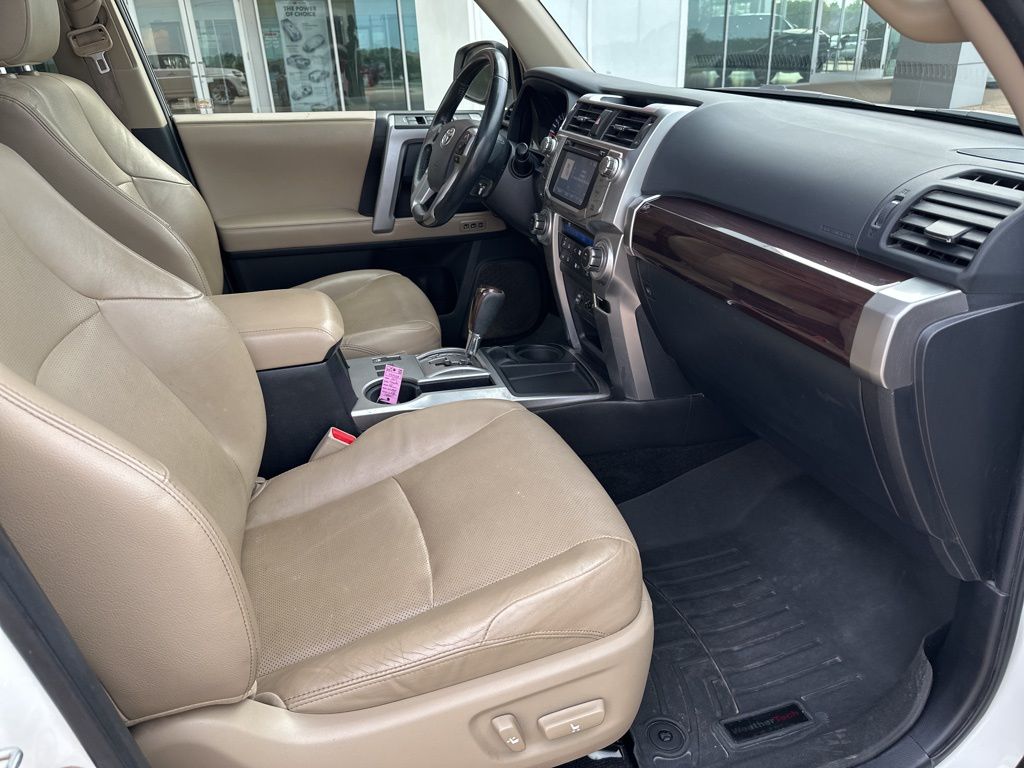 2017 Toyota 4Runner Limited - Photo 19