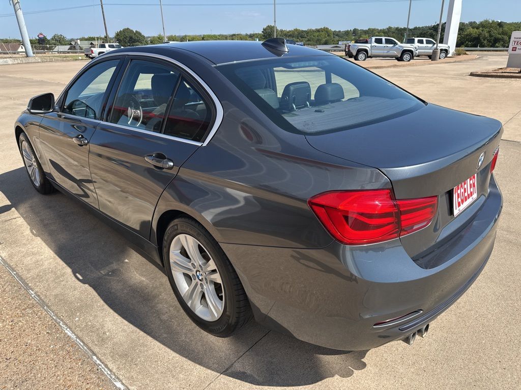 2018 BMW 3 Series 330i - Photo 5