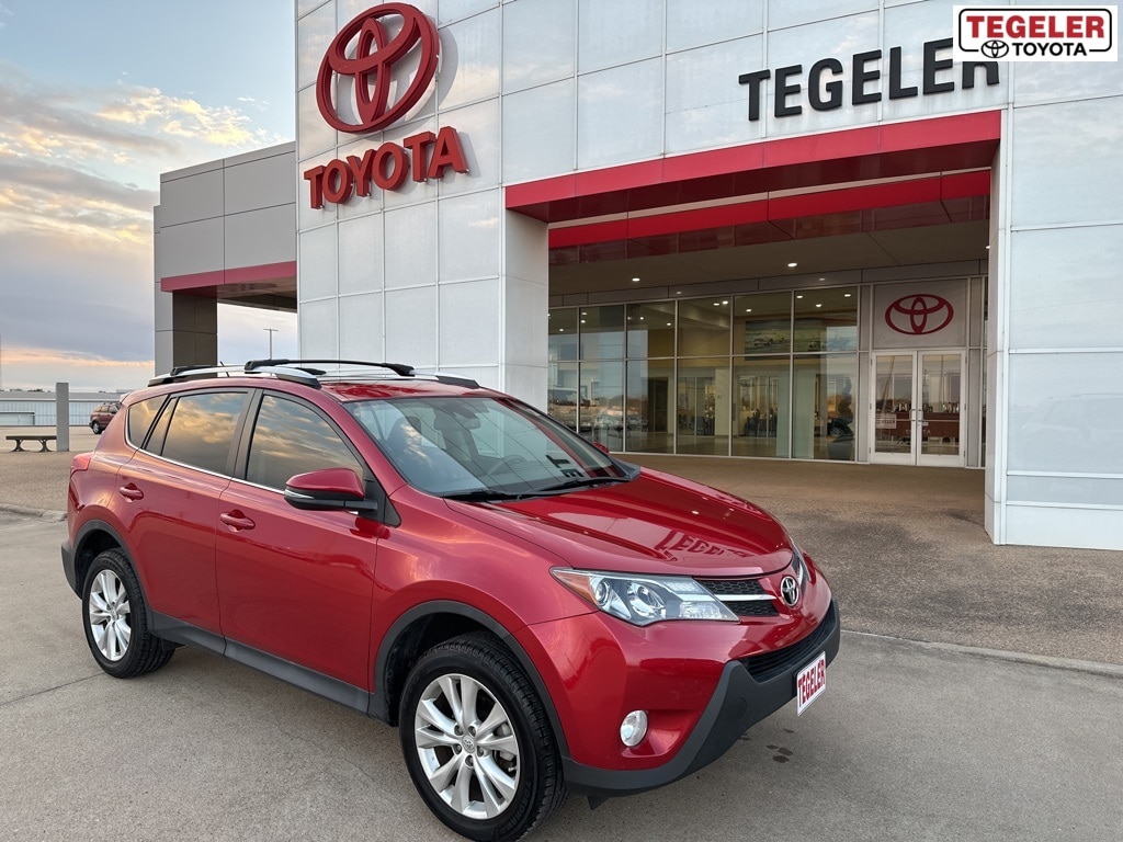2015 Toyota RAV4 Limited's photo