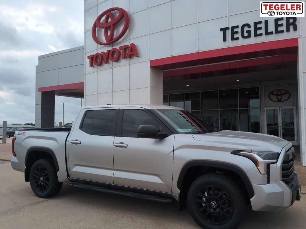 2026 Toyota Tundra SR5's photo