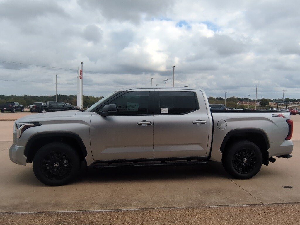 2026 Toyota Tundra SR5 CrewMax photo 3