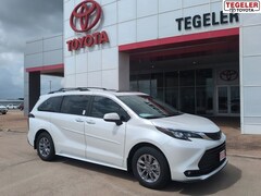 2026 Toyota Sienna XLE Van Passenger Van FWD