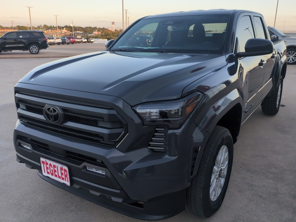 New 2025 Toyota Tacoma SR5 Truck Double Cab