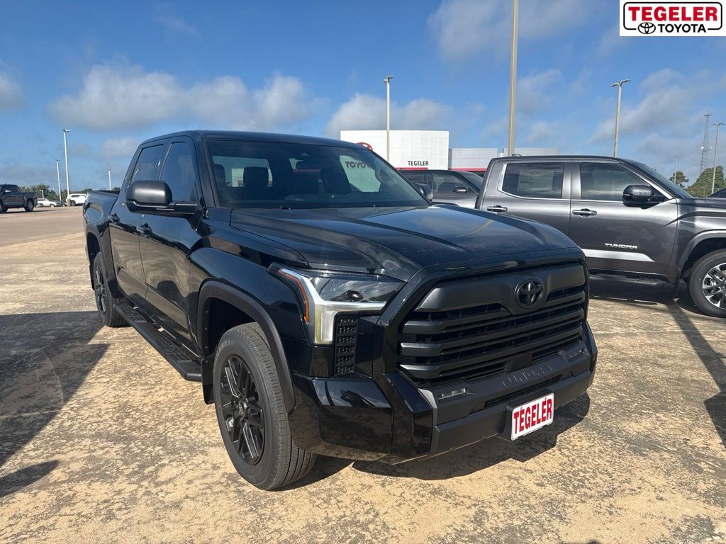 New 2026 Toyota Tundra SR5