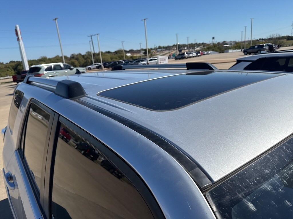 2015 Toyota 4Runner Trail Premium photo 2