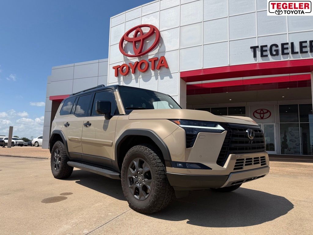 Pre-Owned 2024 LEXUS GX 550 Overtrail+